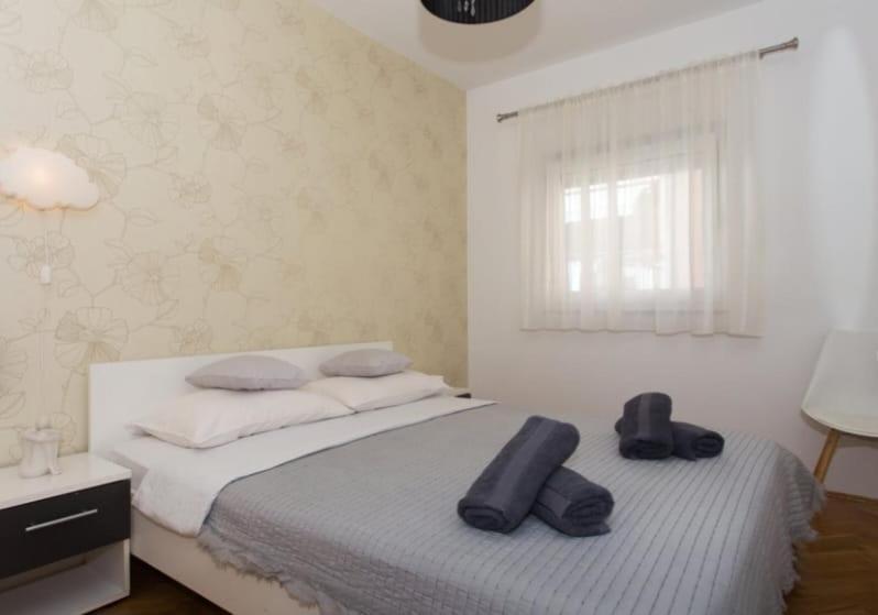 Apartamento Michael Omiš Exterior foto